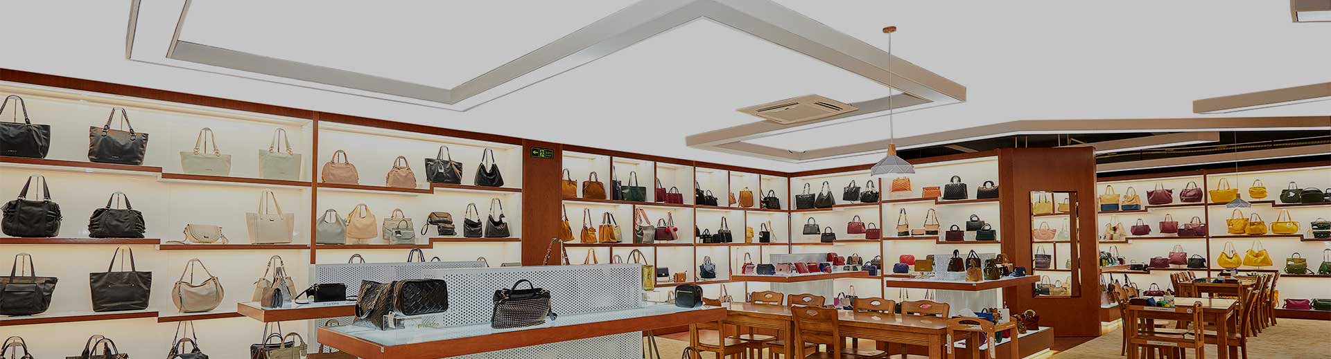 乐鱼网站冠名大巴黎